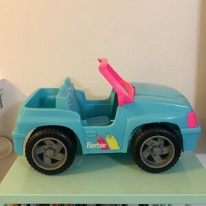Vintage Barbie convertible Jeep